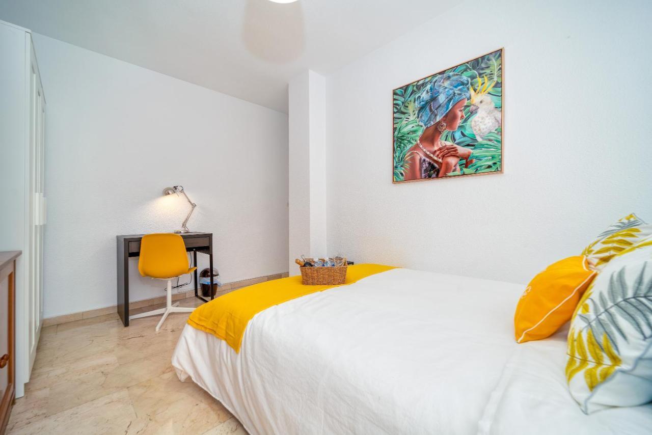 B Casacafe Madrid Pozuelo 2 Bano Fuera De La Habitacion O Compartido Pozuelo de Alarcón Dış mekan fotoğraf