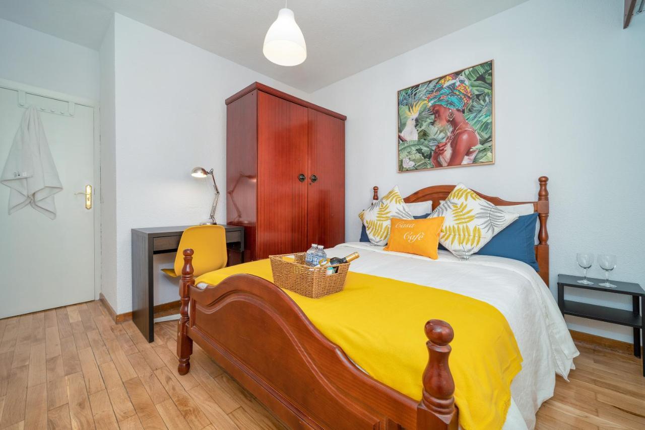B Casacafe Madrid Pozuelo 2 Bano Fuera De La Habitacion O Compartido Pozuelo de Alarcón Dış mekan fotoğraf