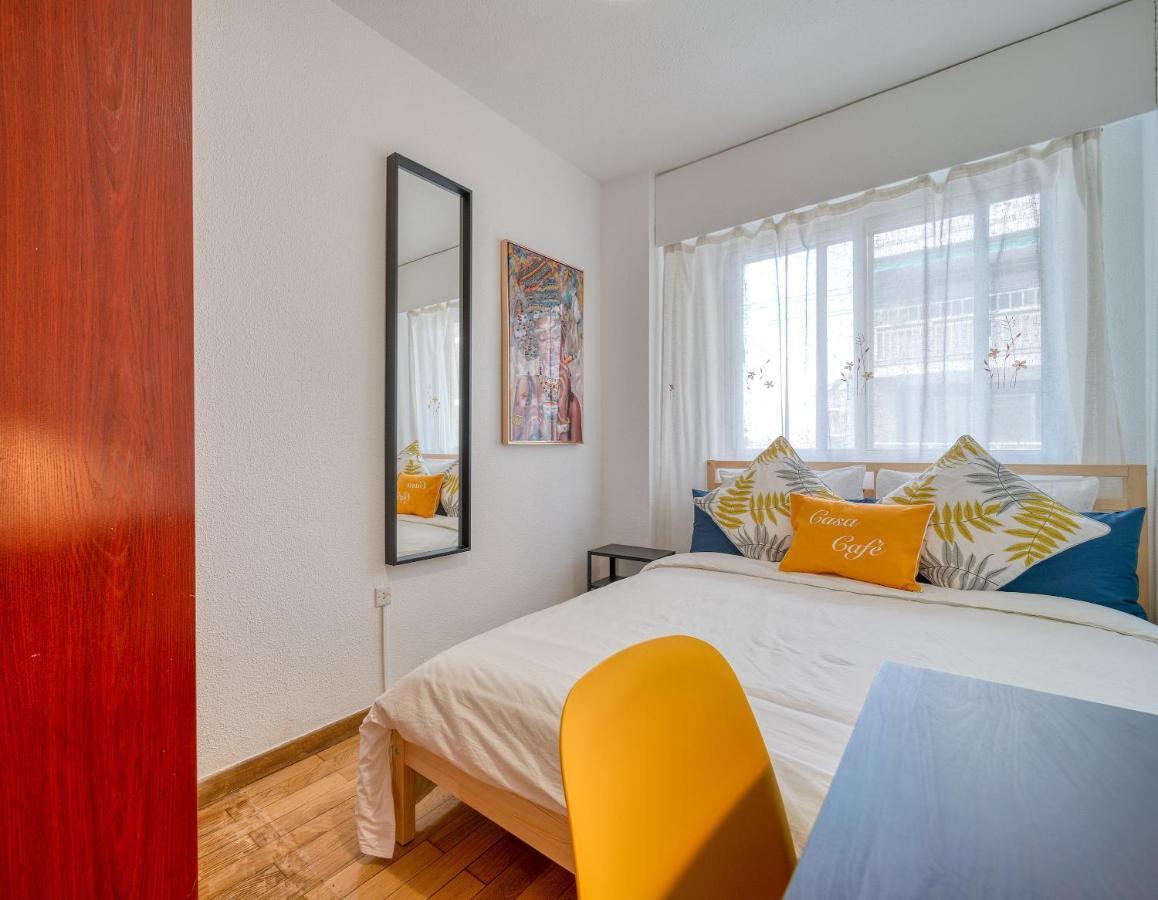 B Casacafe Madrid Pozuelo 2 Bano Fuera De La Habitacion O Compartido Pozuelo de Alarcón Dış mekan fotoğraf