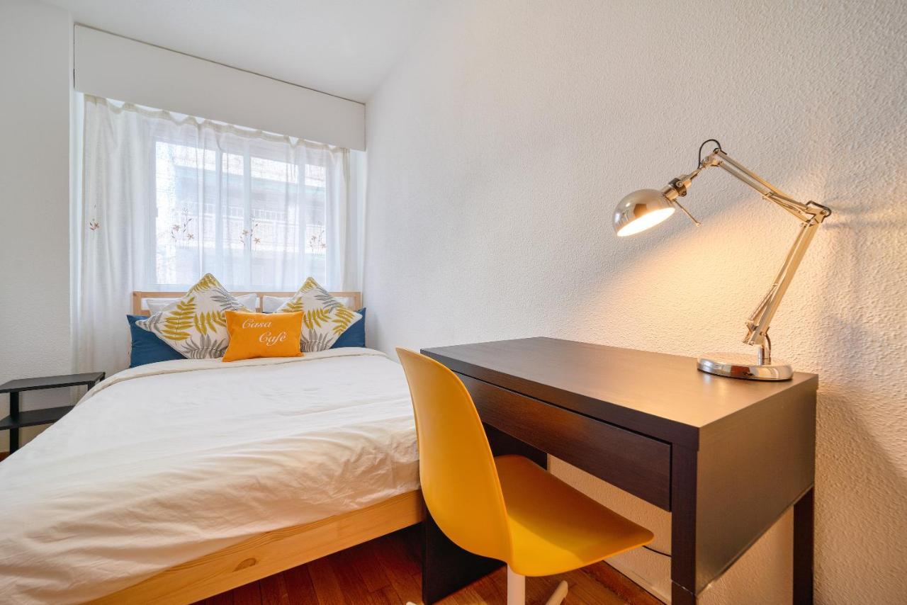 B Casacafe Madrid Pozuelo 2 Bano Fuera De La Habitacion O Compartido Pozuelo de Alarcón Dış mekan fotoğraf